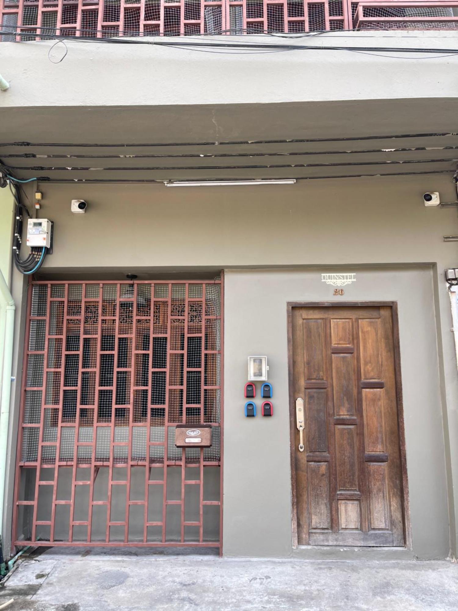 Quinstel Hostel Μπανγκόκ Εξωτερικό φωτογραφία